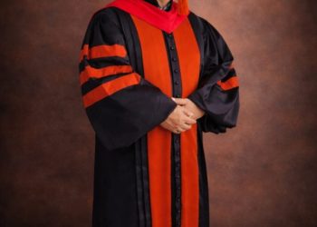 Bupati Minahasa Raih Gelar Doktor Manajemen Pendidikan dengan Predikat Cum Laude di UNIMA