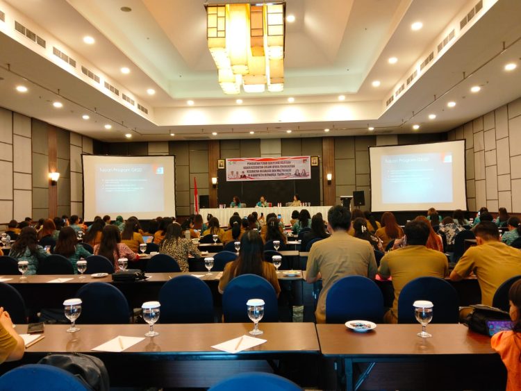 Ny. Martina Dondokambey: Perempuan di Garda Terdepan Kesehatan Minahasa